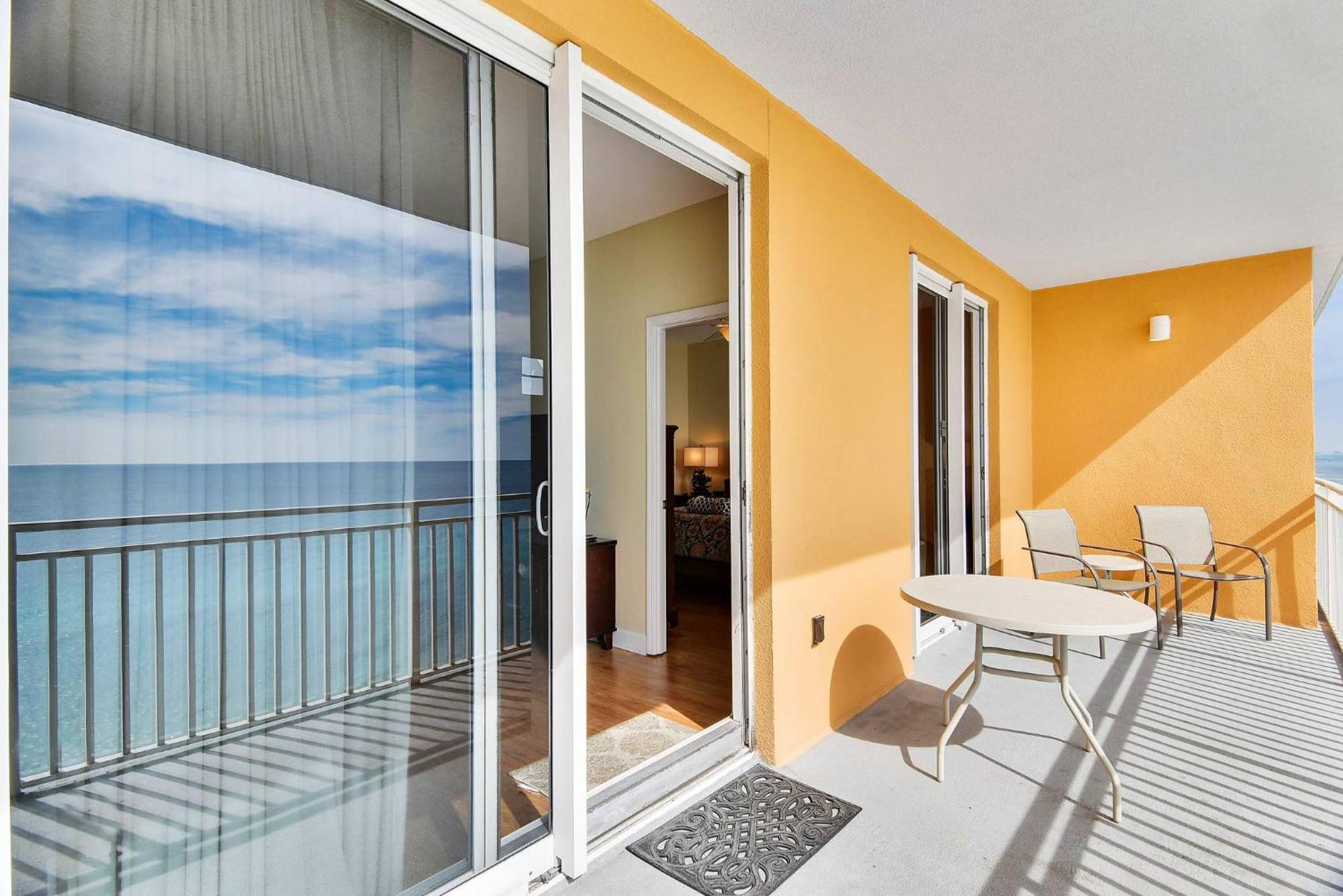 Gulf Front! 2 Bedroom 2 Ba! 11Th Floor Condo + Condo Amenities! Panama City Beach Exterior photo