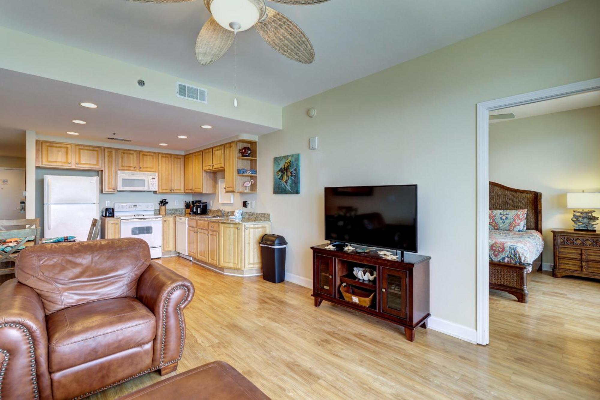 Gulf Front! 2 Bedroom 2 Ba! 11Th Floor Condo + Condo Amenities! Panama City Beach Exterior photo
