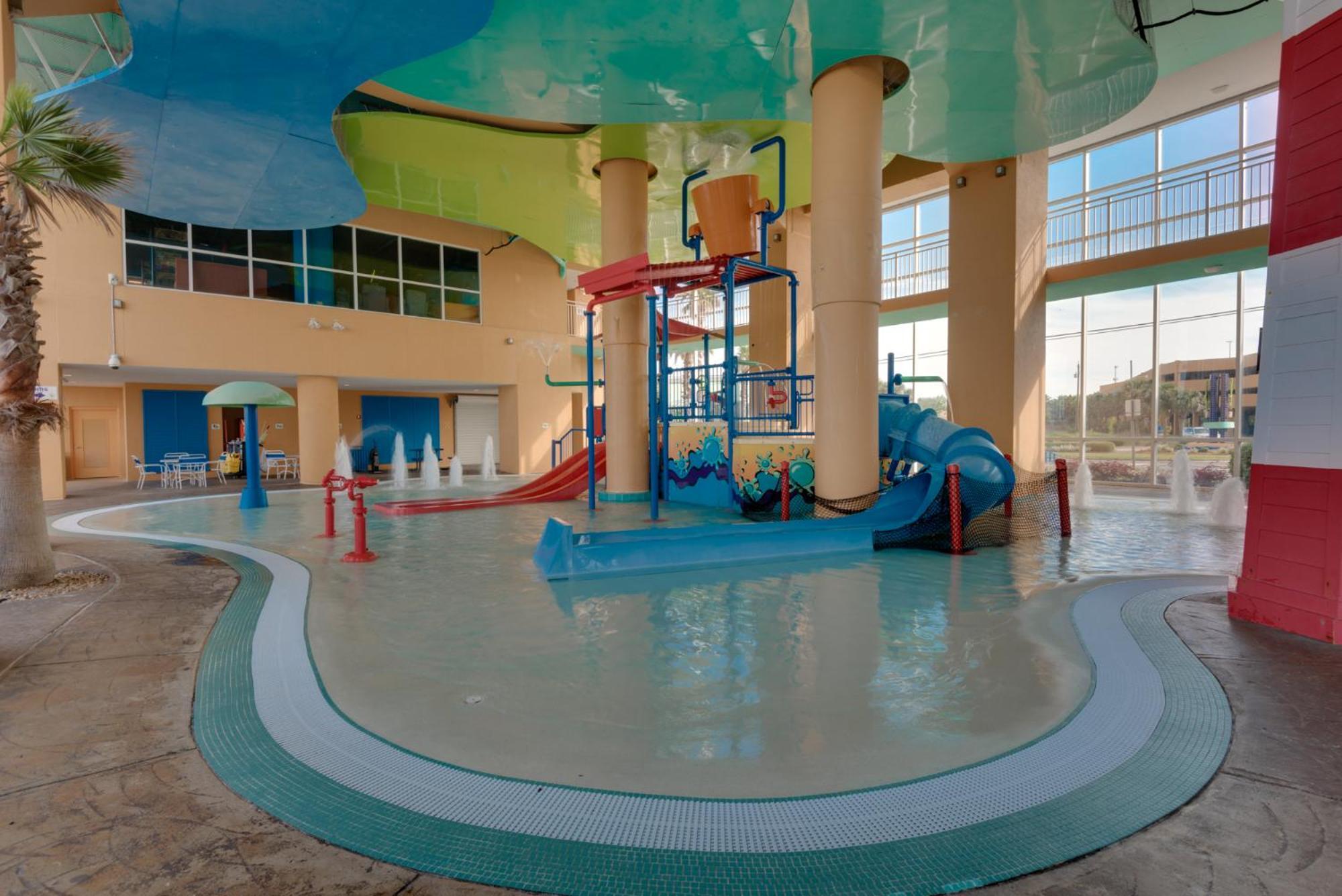 Gulf Front! 2 Bedroom 2 Ba! 11Th Floor Condo + Condo Amenities! Panama City Beach Exterior photo