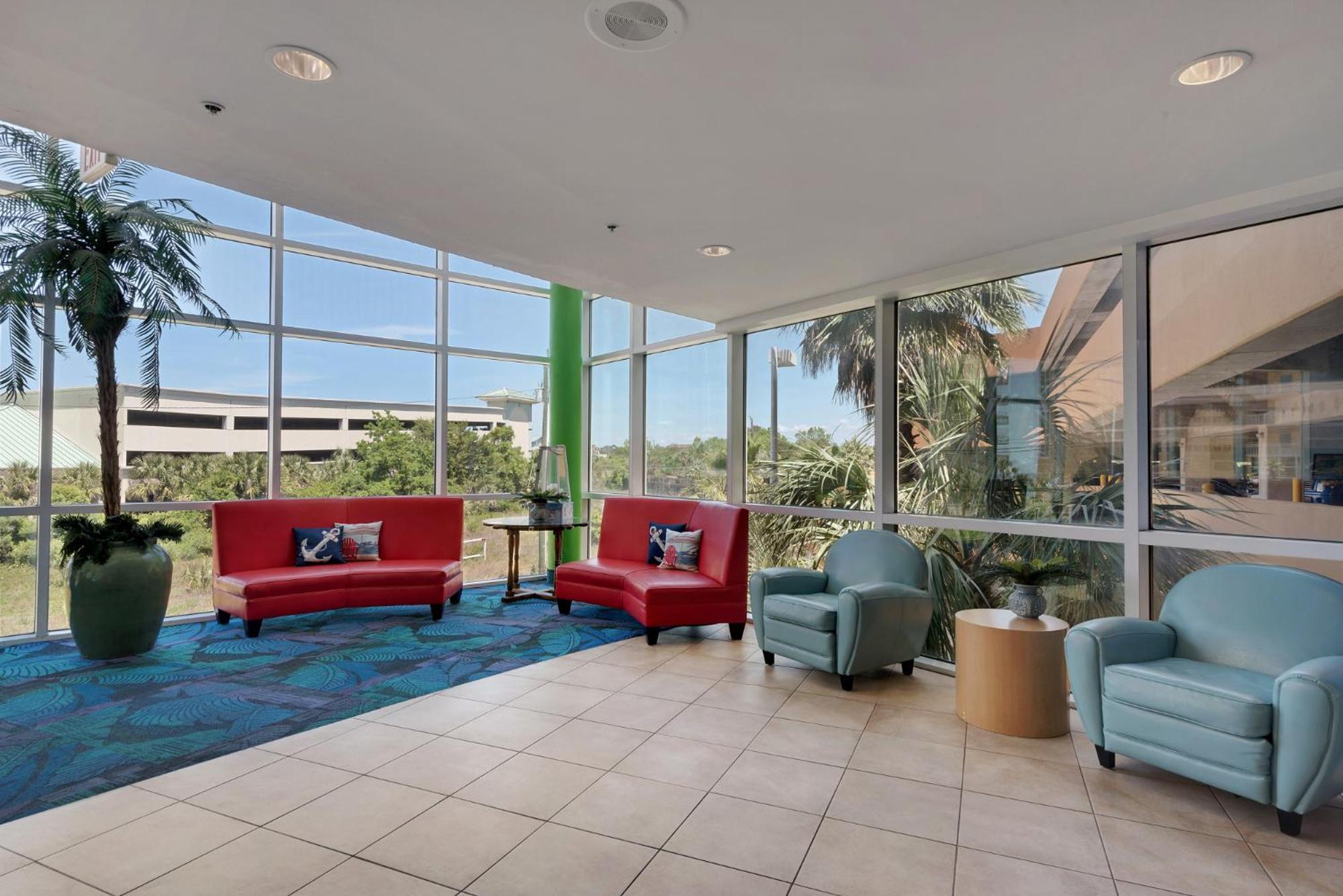 Gulf Front! 2 Bedroom 2 Ba! 11Th Floor Condo + Condo Amenities! Panama City Beach Exterior photo